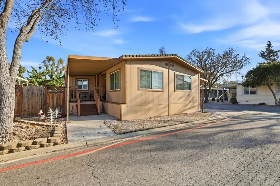 304 Los Encinos Street #304, San Jose, CA 95134 - #3