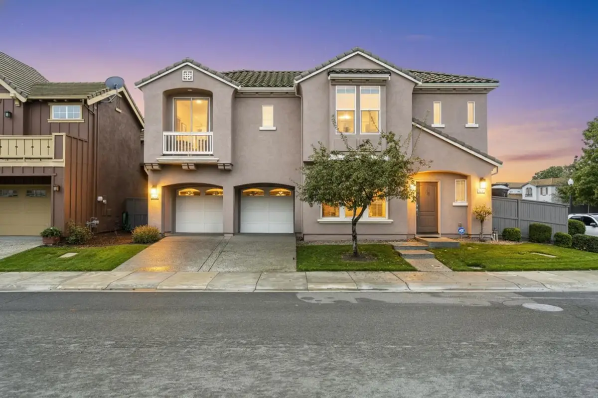 2372 Donner Pass Avenue, Sacramento, CA 95835 - #1