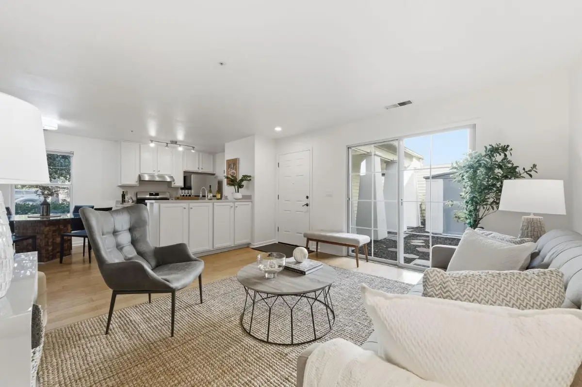 805 N San Antonio Road, Los Altos, CA 94022 - Image #1