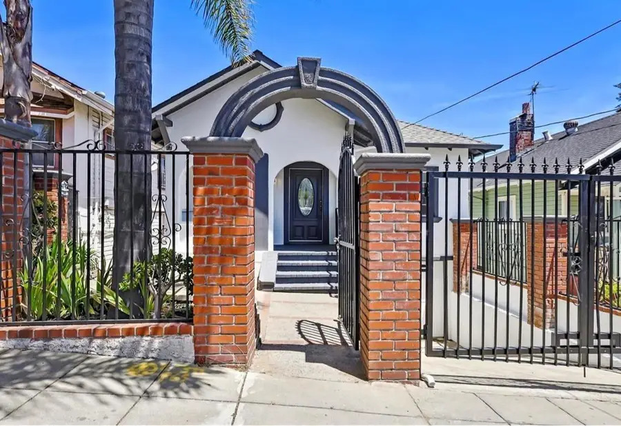 2036 E 20th Street, Oakland, CA 94606 - #2