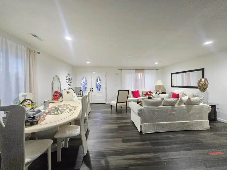 11 Lindbergh Street, San Mateo, CA 94401 - Image #2