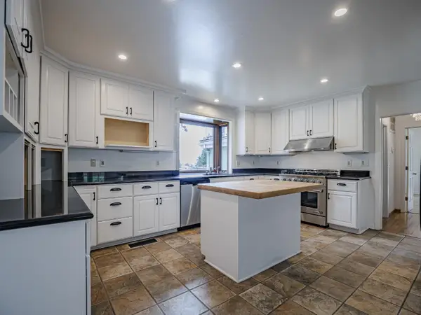 1459 High Street, Santa Cruz, CA 95060