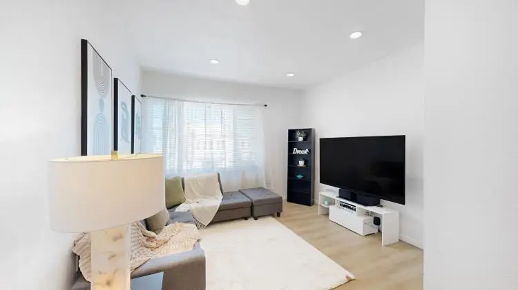 99 Holloway Avenue, San Francisco, CA 94112 - Image #3