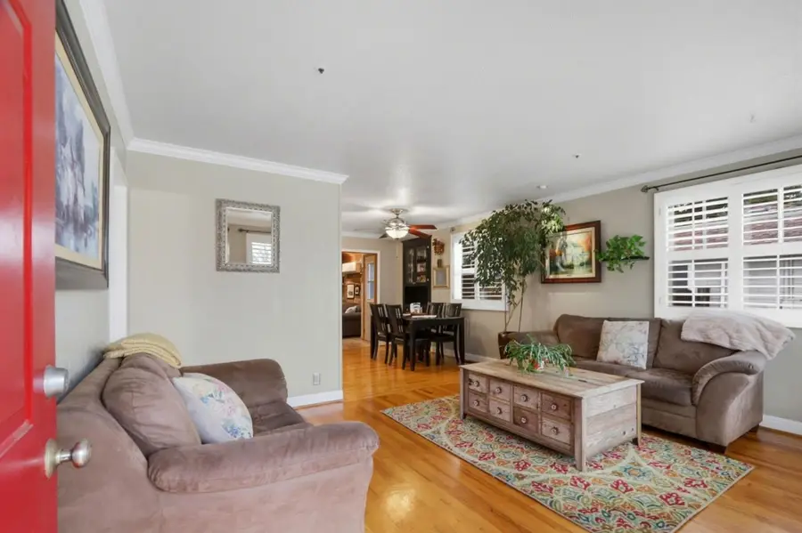 1385 Selo Drive, Sunnyvale, CA 94087 - Image #3