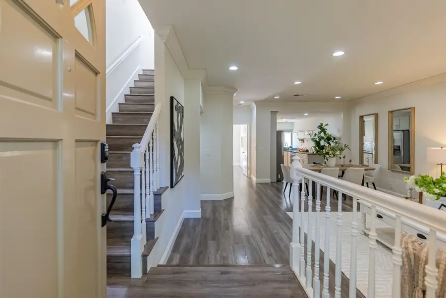 955 La Mesa Terrace #H, Sunnyvale, CA 94086 - Image #2