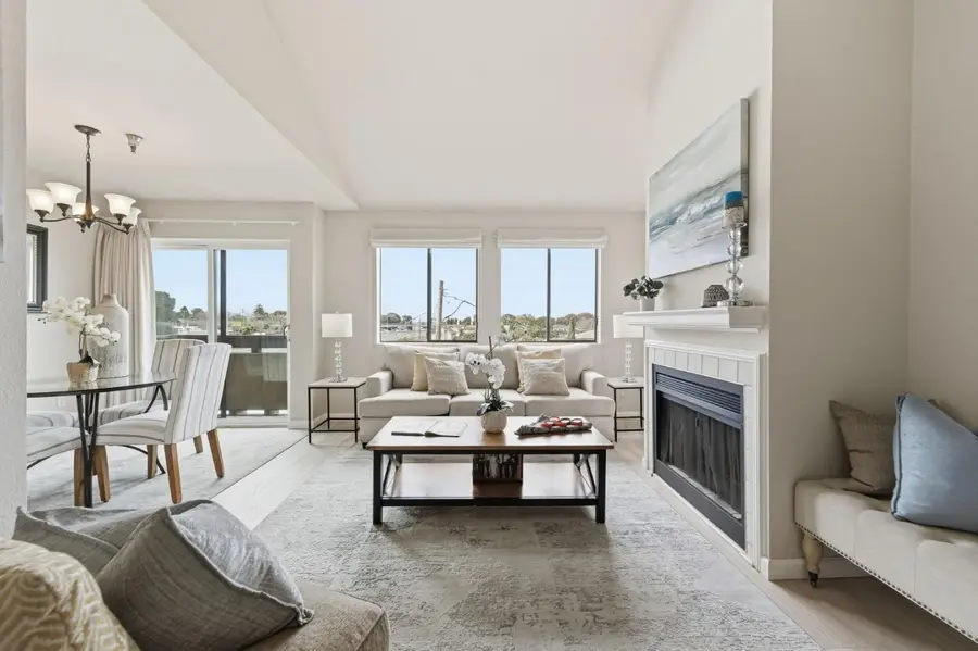 711 S Bayshore Boulevard #29, San Mateo, CA 94402 - #2