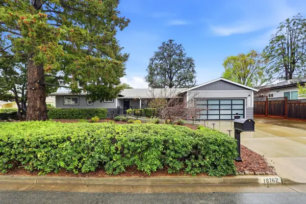 18762 Casa Blanca Lane, Saratoga, CA 95070