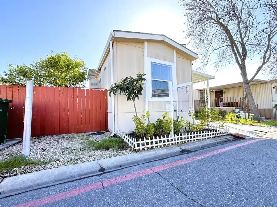 595 Hermitage Drive #595, San Jose, CA 95131 - #3