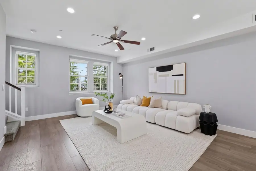 1052 Aster Avenue, Sunnyvale, CA 94086 - #3