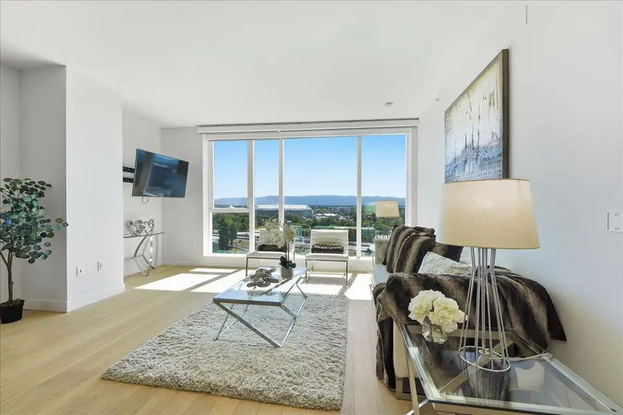 188 W St James Street #11204, San Jose, CA 95110 - #2