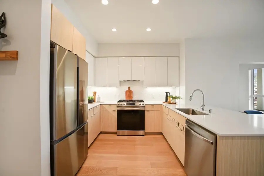 200 Linden Avenue #811, South San Francisco, CA 94080 - #2