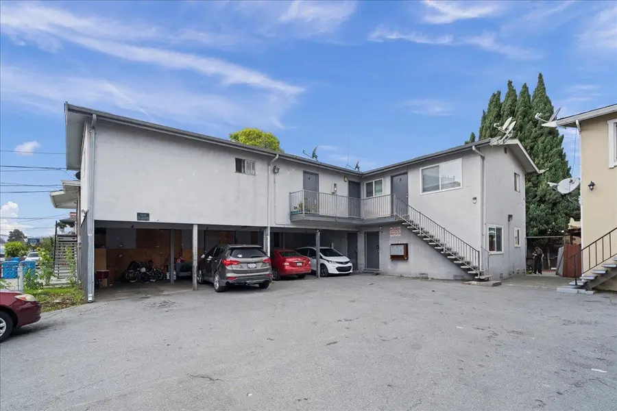 545 Hampshire Avenue, Redwood City, CA 94063 - #2