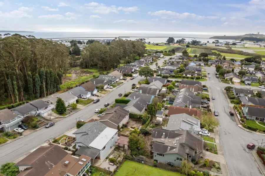 261 Coral Reef Avenue, El Granada, CA 94018 - #2