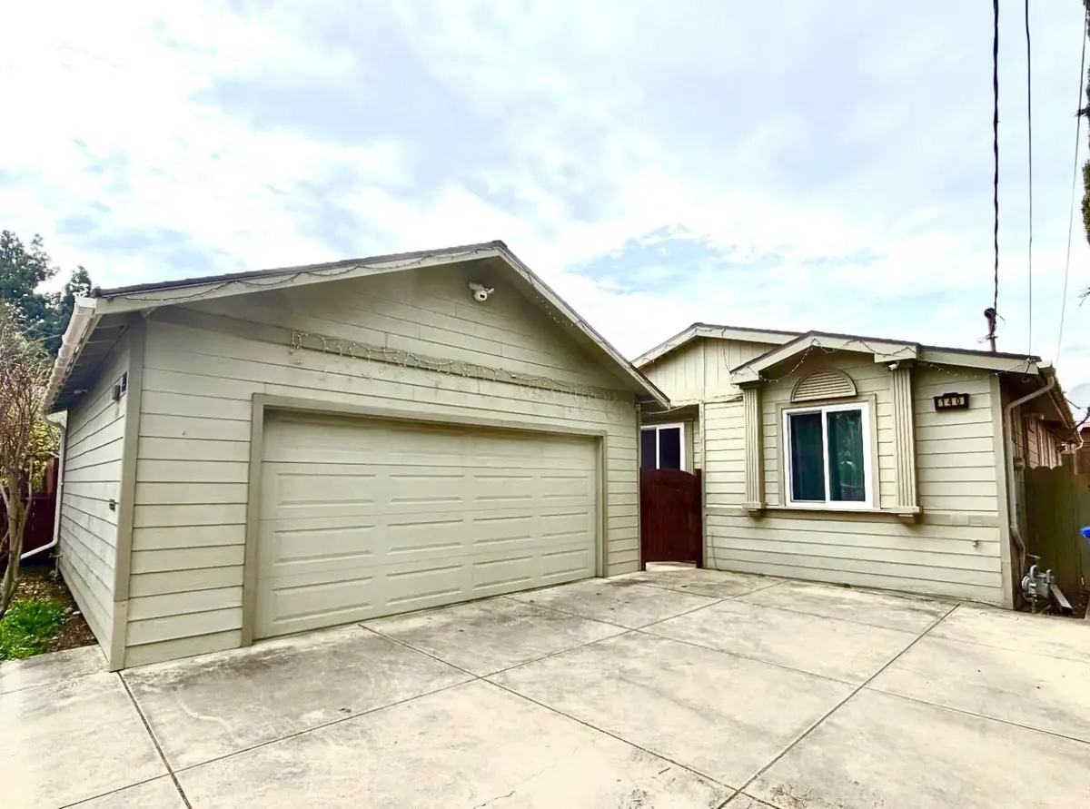 140 S Rengstorff Avenue, Mountain View, CA 94040 - #1