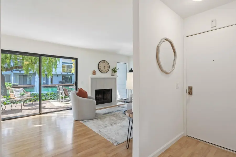 905 W Middlefield Road #917, Mountain View, CA 94043 - #3