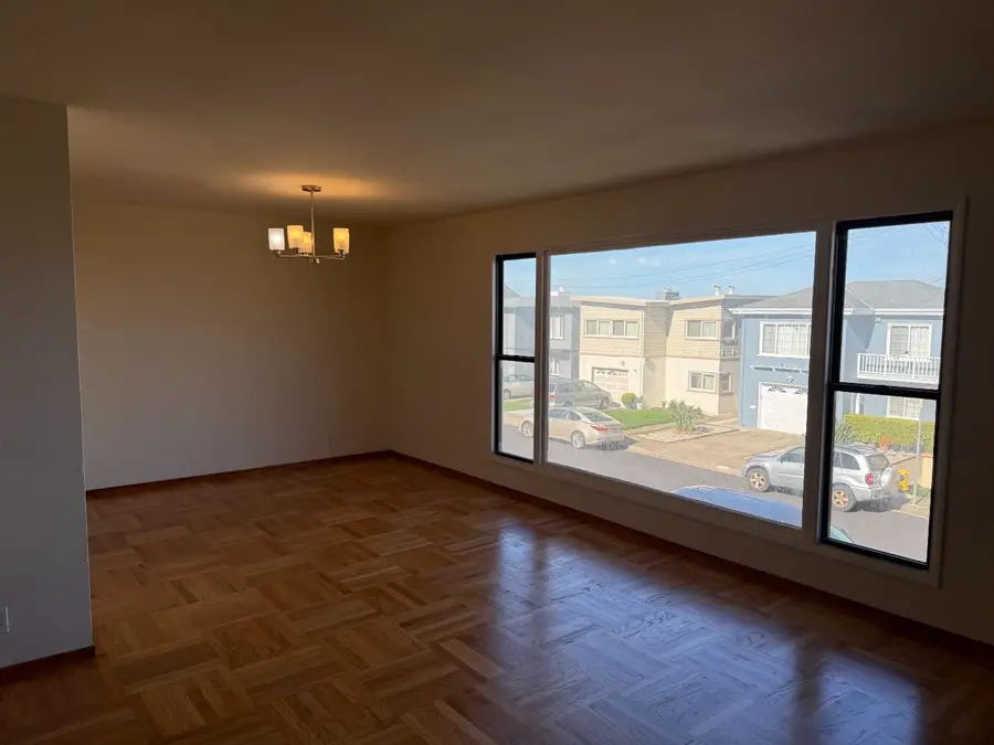 60 Westmoor Avenue, Daly City, CA 94015 - #3