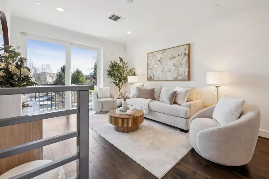 379 Derby Avenue, San Mateo, CA 94403 - #3