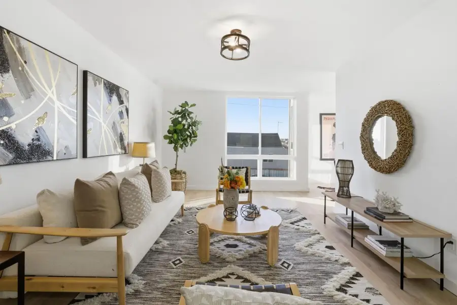 100 Byrne Street, Daly City, CA 94014 - #2