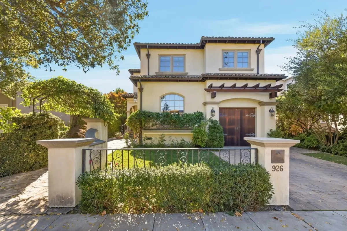 926 Rosewood Avenue, San Carlos, CA 94070 - #1