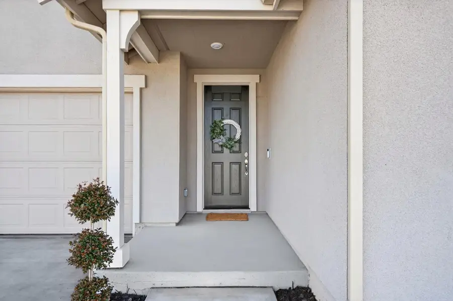 2001 Marigold Street, Hollister, CA 95023 - #2