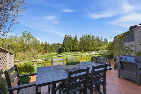 206 Sand Hill Circle, Menlo Park, CA 94025