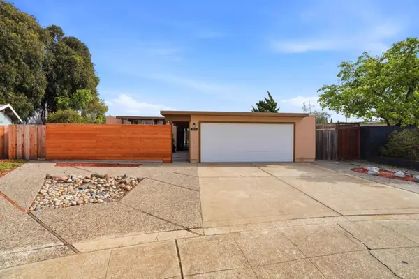 104 Eliza Court, Foster City, CA 94404