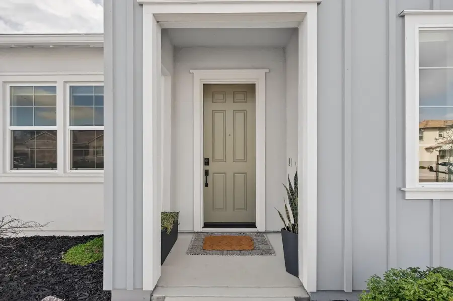 240 Scarlett Way, Hollister, CA 95023 - #2