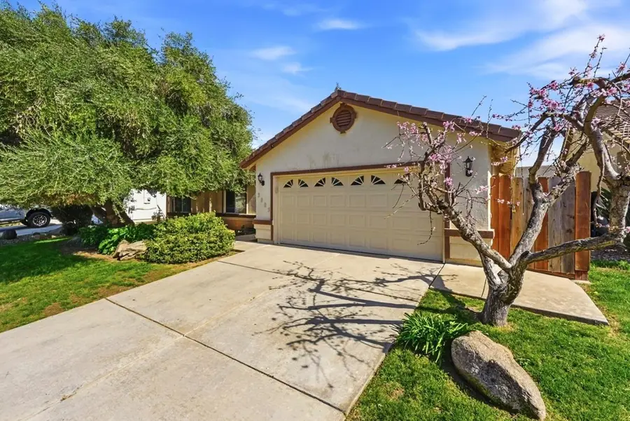 3882 Pintail Court, Merced, CA 95340 - #3