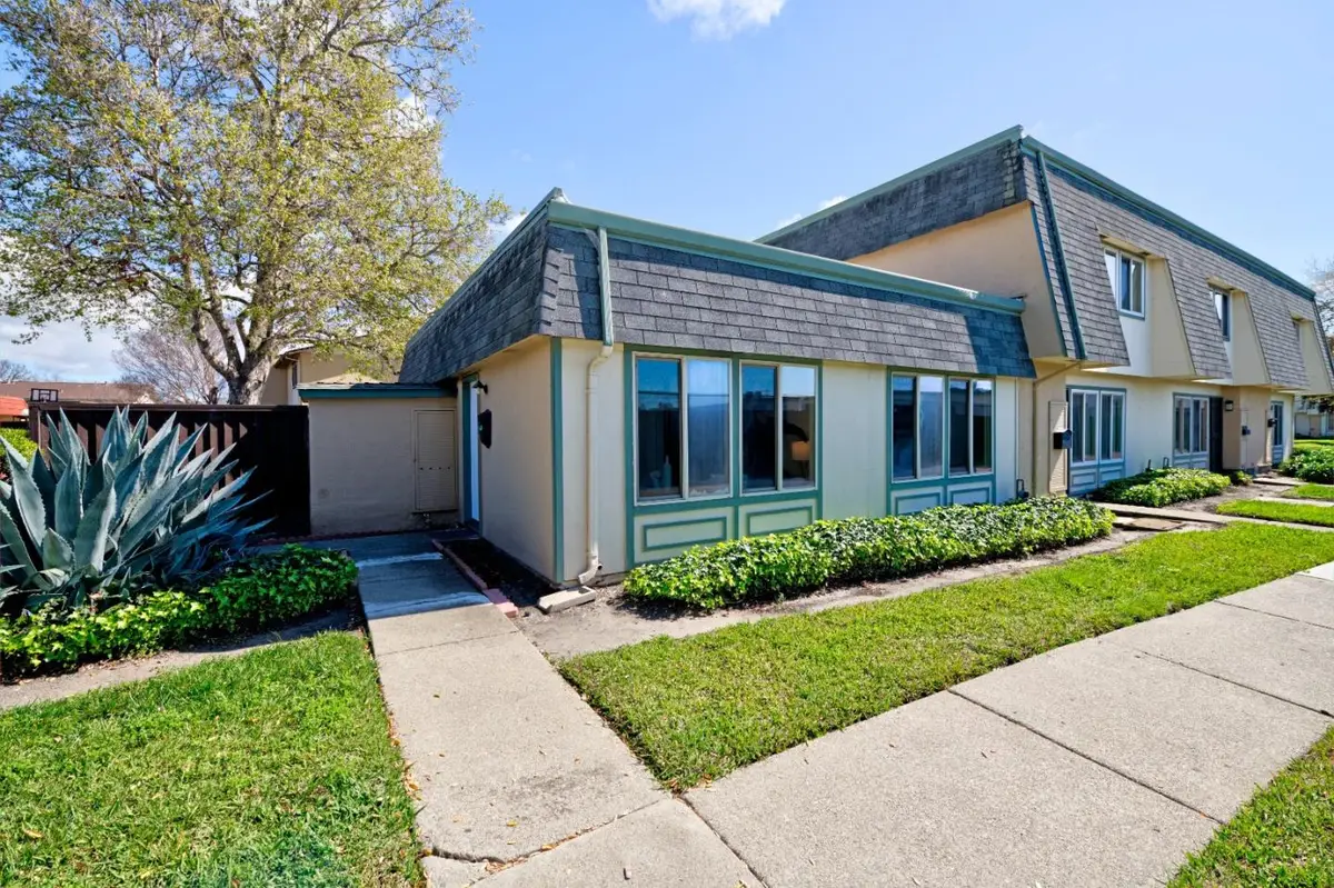 27785 Hummingbird Court, Hayward, CA 94545 - #1