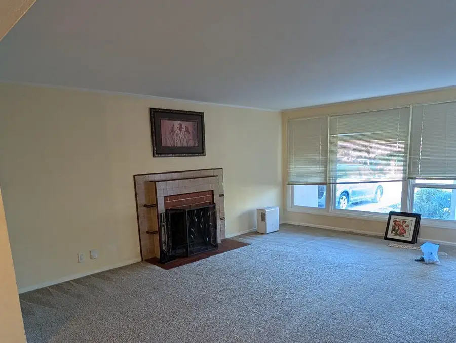 1049 Haven Avenue, Redwood City, CA 94063 - #3