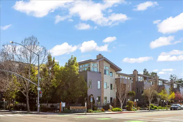 5100 El Camino Real #108, Los Altos, CA 94022