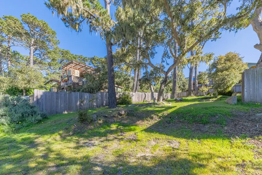 1015 Hillside Avenue, Pacific Grove, CA 93950 - #3