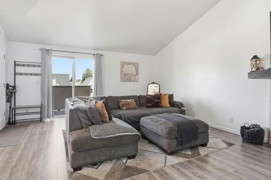 1055 Padre Drive #2, Salinas, CA 93901 - #3