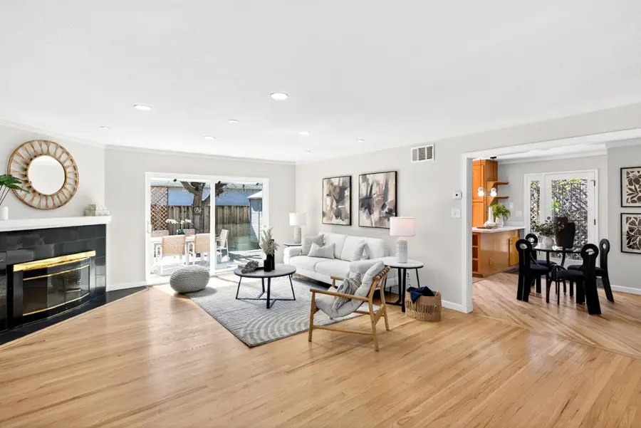 1572 Amesbury Way, San Jose, CA 95127 - #3