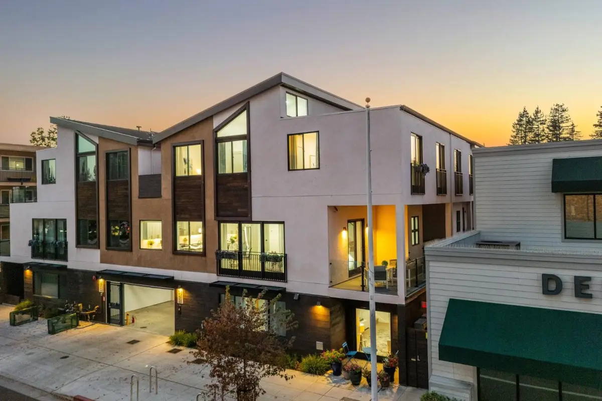 914 Woodside, Redwood City, CA 94061 - #1