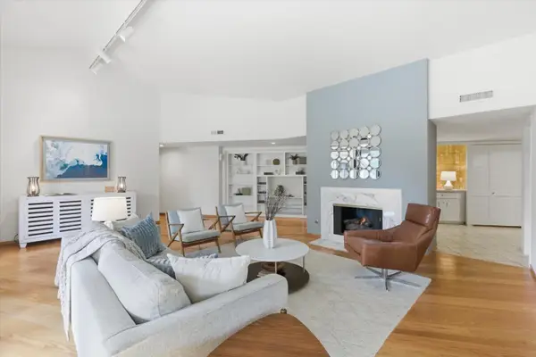 300 Sand Hill Circle #301, Menlo Park, CA 94025