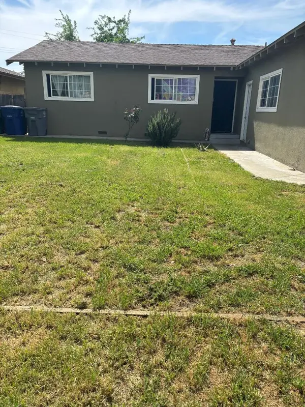 517 Pinion Street, Los Banos, CA 93635