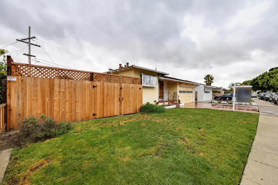 1094 Bermuda Drive, San Mateo, CA 94403 - #3