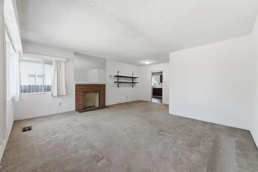 937 Mc Cue Avenue, San Carlos, CA 94070 - #3