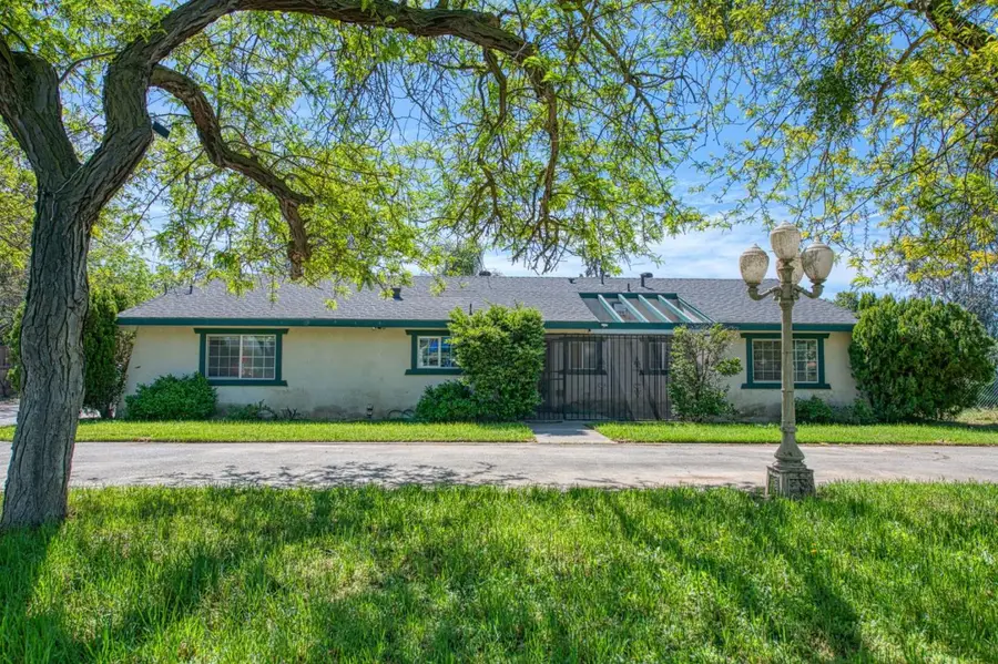 4355 W Shields Avenue, Fresno, CA 93722 - #3