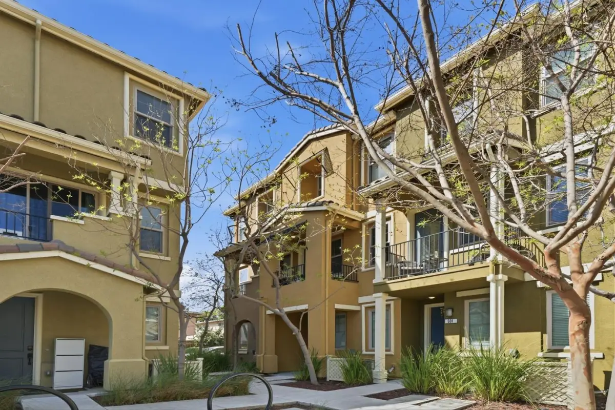 605 Cinnamon Circle, Mountain View, CA 94043 - #1