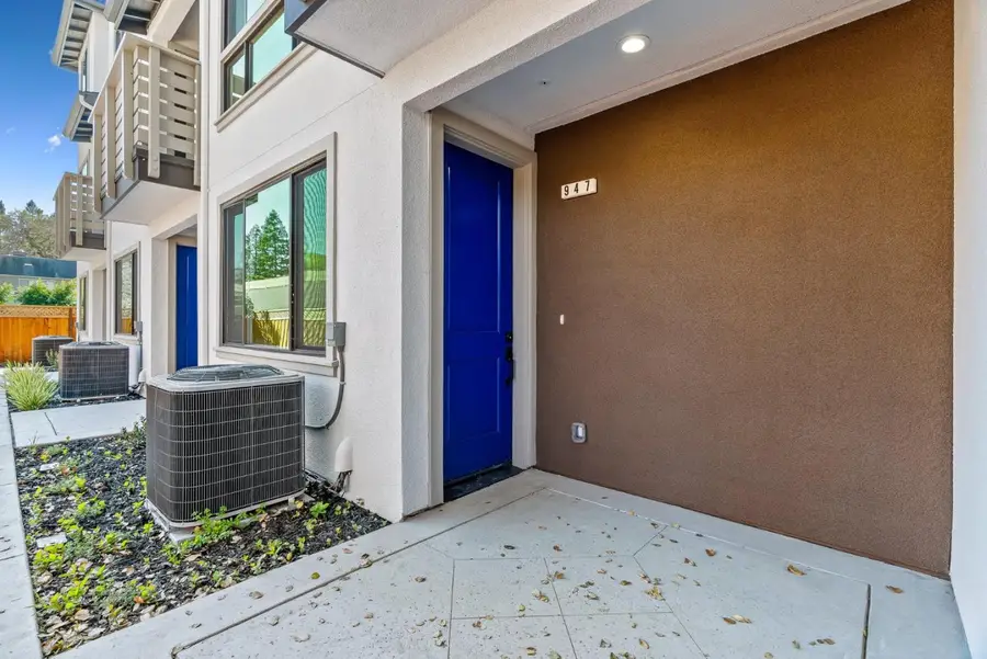 947 Woodside, Redwood City, CA 94061 - #2