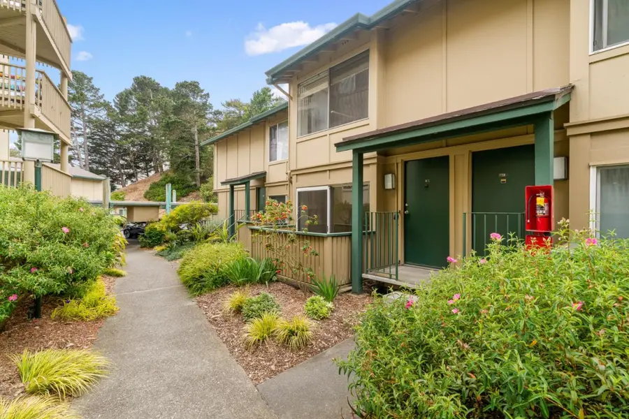 385 Mandarin Drive #11, Daly City, CA 94015 - #2