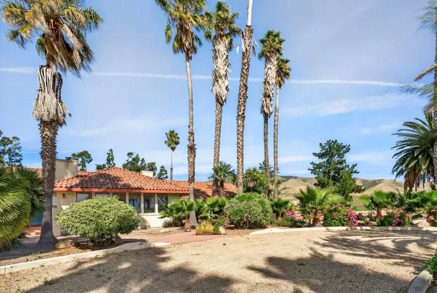 31021 Camphora Road, Soledad, CA 93960 - #3