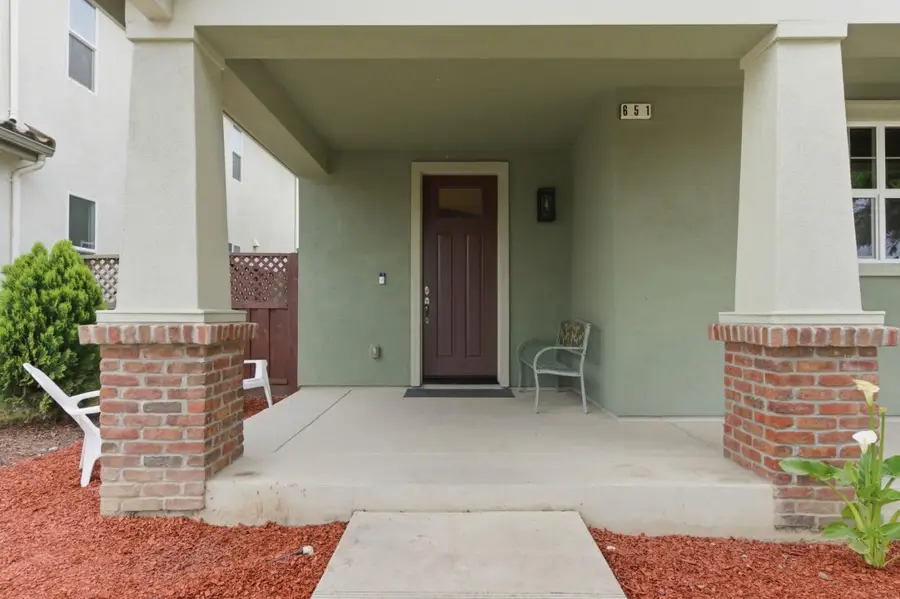 651 Livingston Avenue, King City, CA 93930 - #3