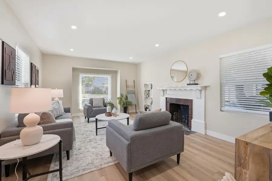 135 E Younger Avenue, San Jose, CA 95112 - #2