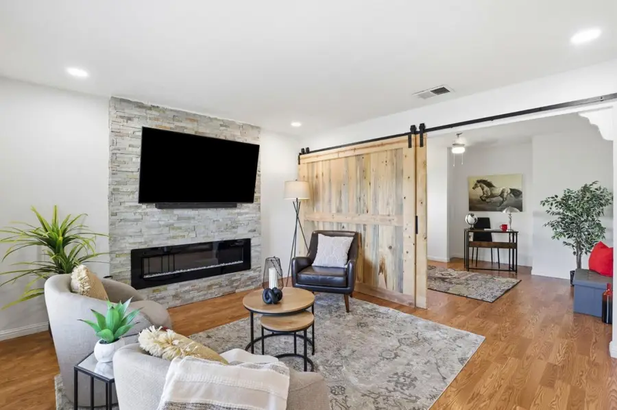 833 Welburn Avenue, Gilroy, CA 95020 - #3