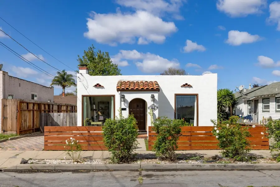 62 Buena Vista Street, Salinas, CA 93901 - #2