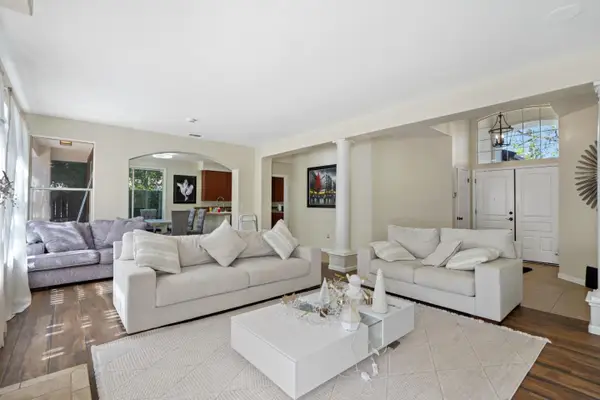 3741 Brook Valley Circle, Stockton, CA 95219