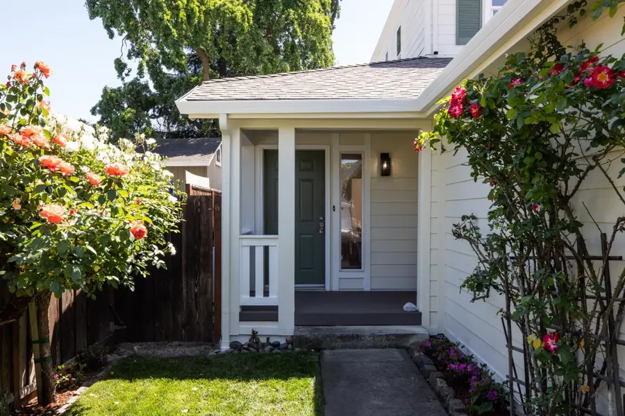 1023 Roosevelt Avenue, Redwood City, CA 94061 - #2